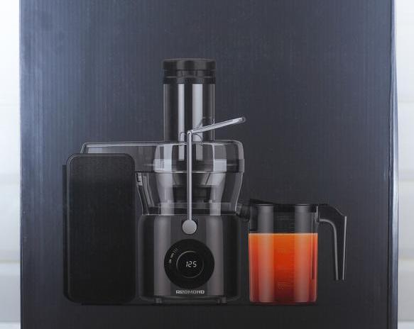 50 уникальных рецептов и самые странные комбинации! Обзор центробежной соковыжималки REDMOND J1402