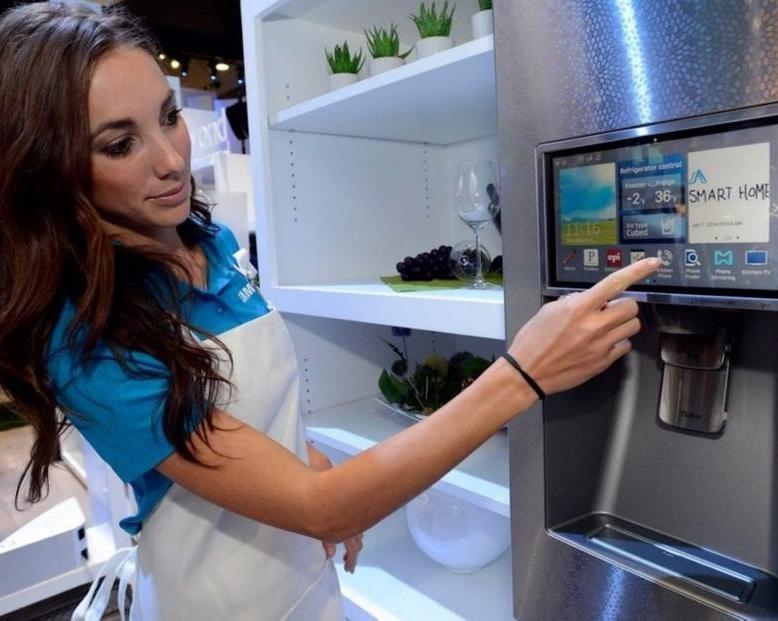 Amazon работает над «умным» холодильником – он будет следить за продуктами и предлагать покупки