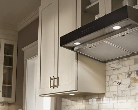 4 важных параметра, на которые нужно обращать внимание при выборе кухонной вытяжки