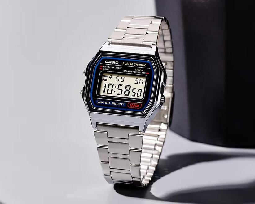 Достаточно убрать ремешок: Casio выпустила настольные часы в ретро